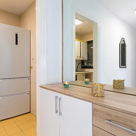 - Puerto Banus With Seaviews, 1br Apartment *
